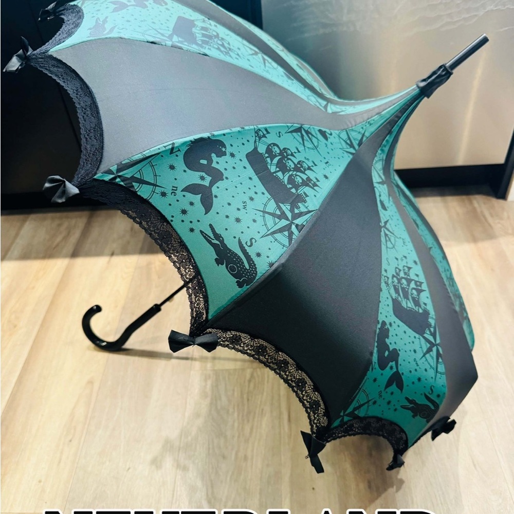 Neverland Black and Green Umbrella